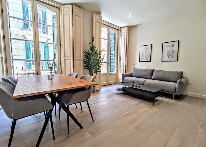 Edificio Duque * مالقة